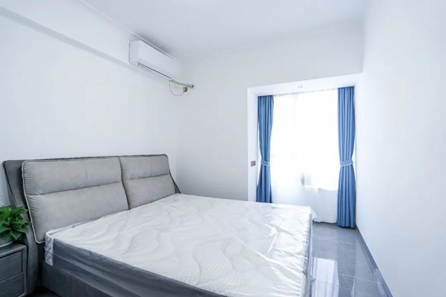 124㎡現(xiàn)代三居，簡單軟裝搭配，感受生活的小清新